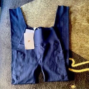 New! Fabletics leggings